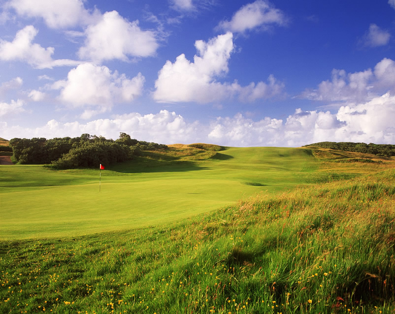 <h2>2023 June Irish Links Golf Cruise</h2>11 Nights | 3-6 Rounds | Dublin - Southampton | June 13 - 24