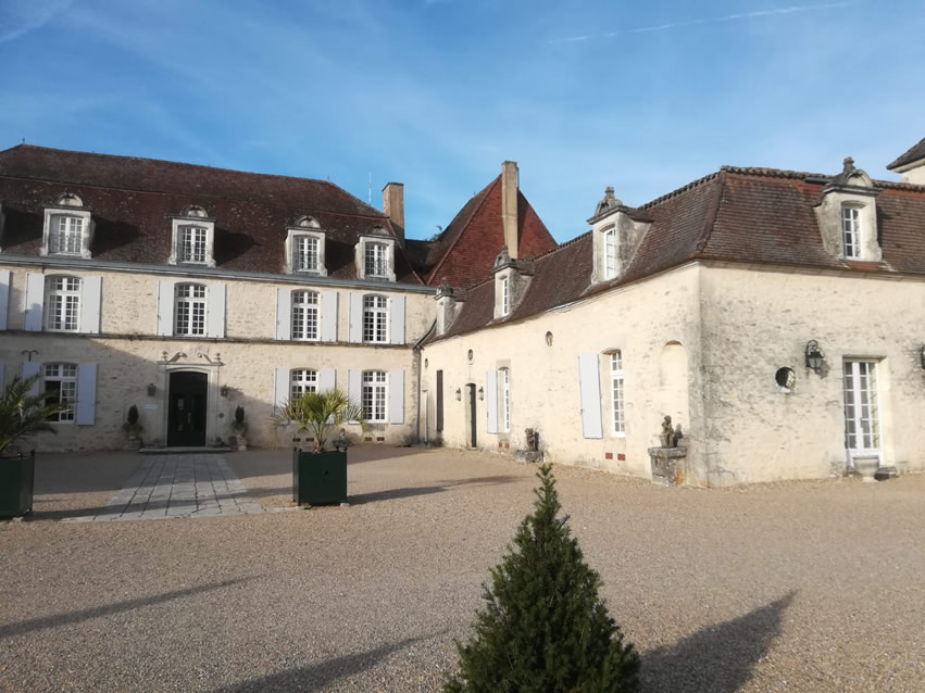 <h2>The Best of Southwest France Escorted 2019</h2>11 Nights in Bordeaux & Biarritz | 5 Rounds | 4 Wine Tastings | September 6 – 17