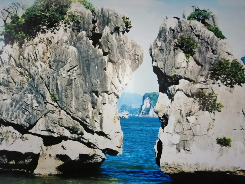 <h2>Thailand, Cambodia & Vietnam Escorted 2019</h2>14 Nights from Thailand to Cambodia & Vietnam | 8 Rounds | February 5 - 19